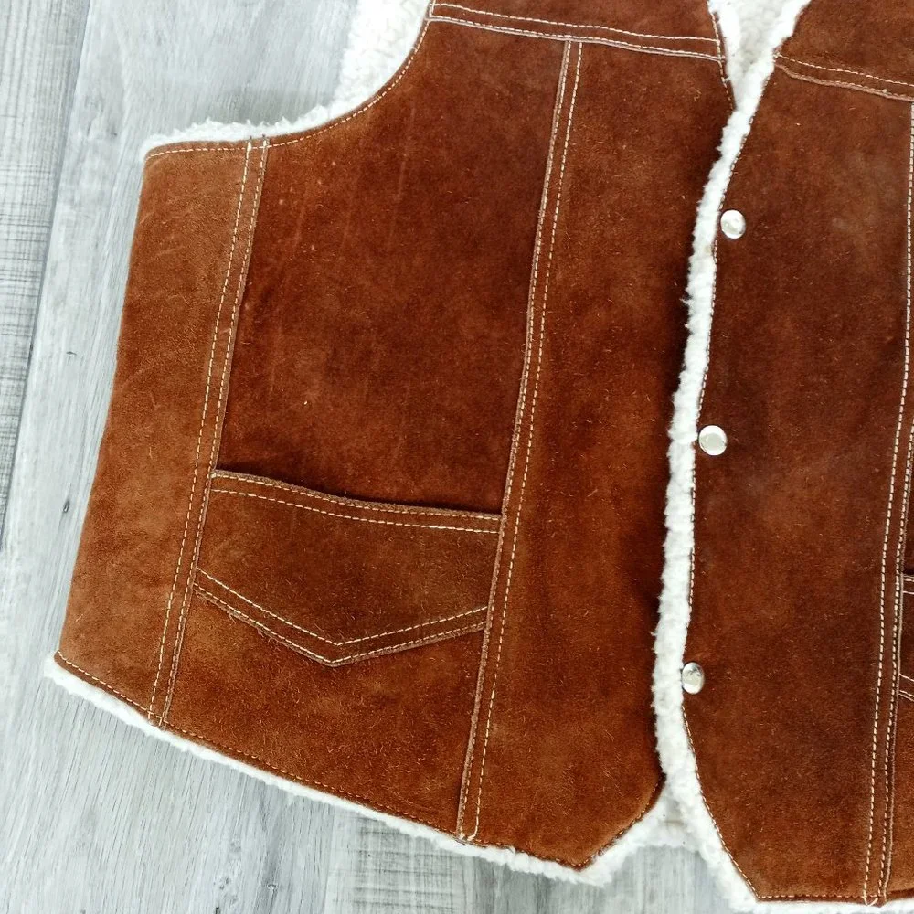 Vest Suede Leather Sherpa lined Men's size 46 Made in Mexico